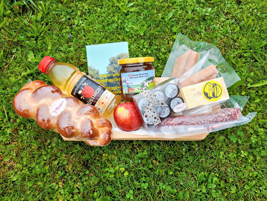 Limpachtaler Boot, Geschenkidee mit regionalen Produkten